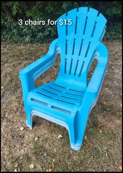 Plastic Adirondack Outdoor Chairs – Set of 3