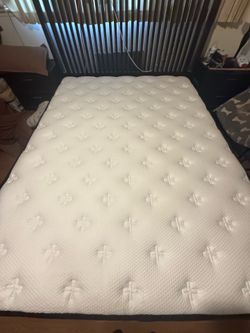 Queen mattress