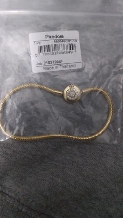 Brand New Pandora  Gold Bracelet  Reg.200  Asking $100