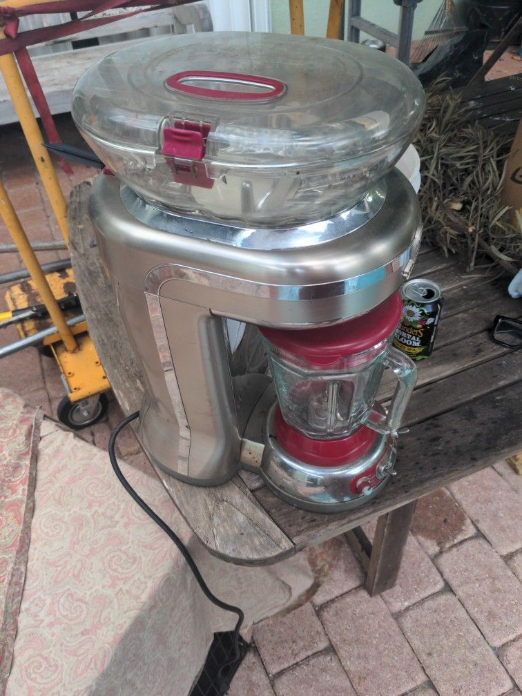 Margaritaville Key West Frozen Concoction Maker with Easy Pour Jar and XL Ice...