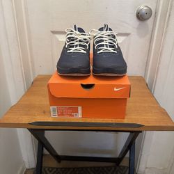 Men Nike Mentoon 5 AMP Shoes Size 11 1/2