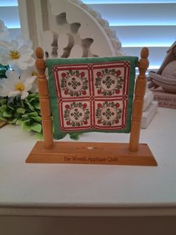 Vintage Dollhouse Quilt Rack Heart & Hands Quilt on Wood Quilt Stand Dollhouse Furniture 4.5"x4.5"....asking $20.00