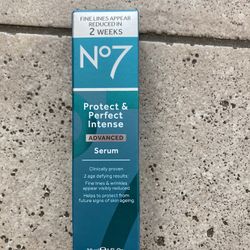 NWT No7 Protect & Perfect Intense Advanced Serum