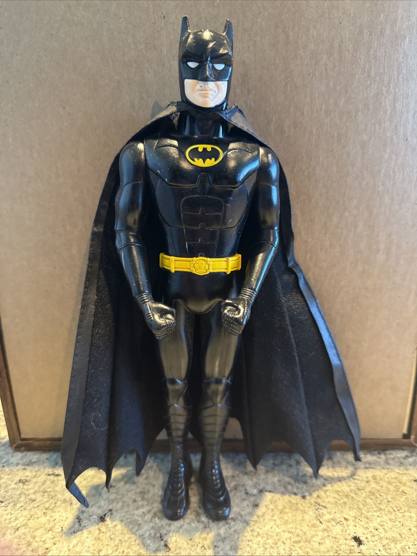 Vintage 1992 Applause D.C Comics Batman Returns Batman 11" Action Figure