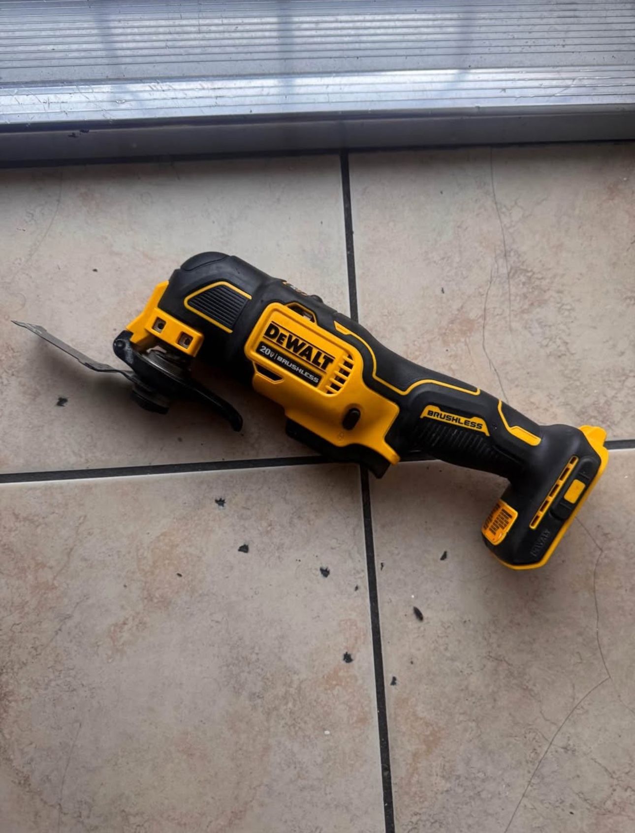 ATOMIC 20V MAX Cordless Brushless Oscillating Multi Tool