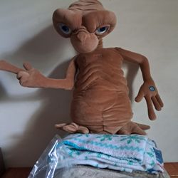 E.T. 2' Stuffed Toy