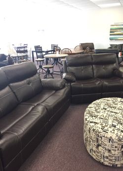 Reclining sofa and loveseat