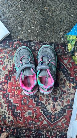 Kids shoes