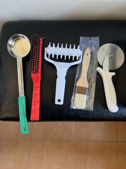 Pizza Utensils & Stainless Steel Containers