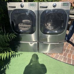 LG Washer N Dryer 