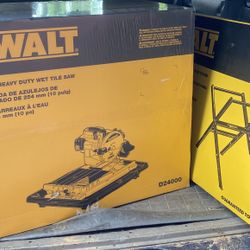 DEWALT 10 in. High Capacity Wet Tile Saw with Stand