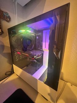 Gaming PC - GTX 1070 - i5 8600K - 16GB RAM - NZXT Case