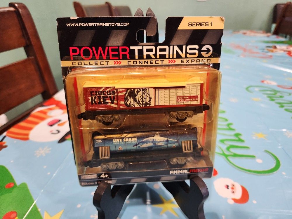 Hard To Find Power Trains Collect Circus Lion Boxcar & Live Shark Tankcar