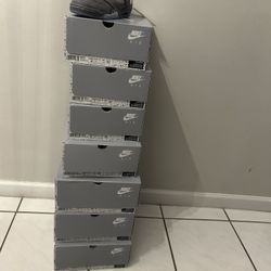 12 , 11,  11,  8,  5,  5,  4.5,  4.5 