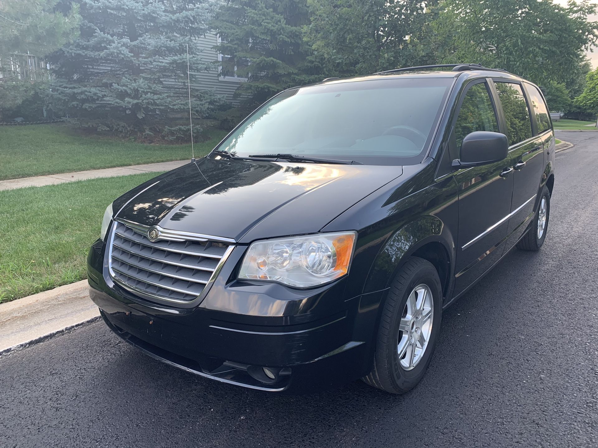 2009 Chrysler Town & Country