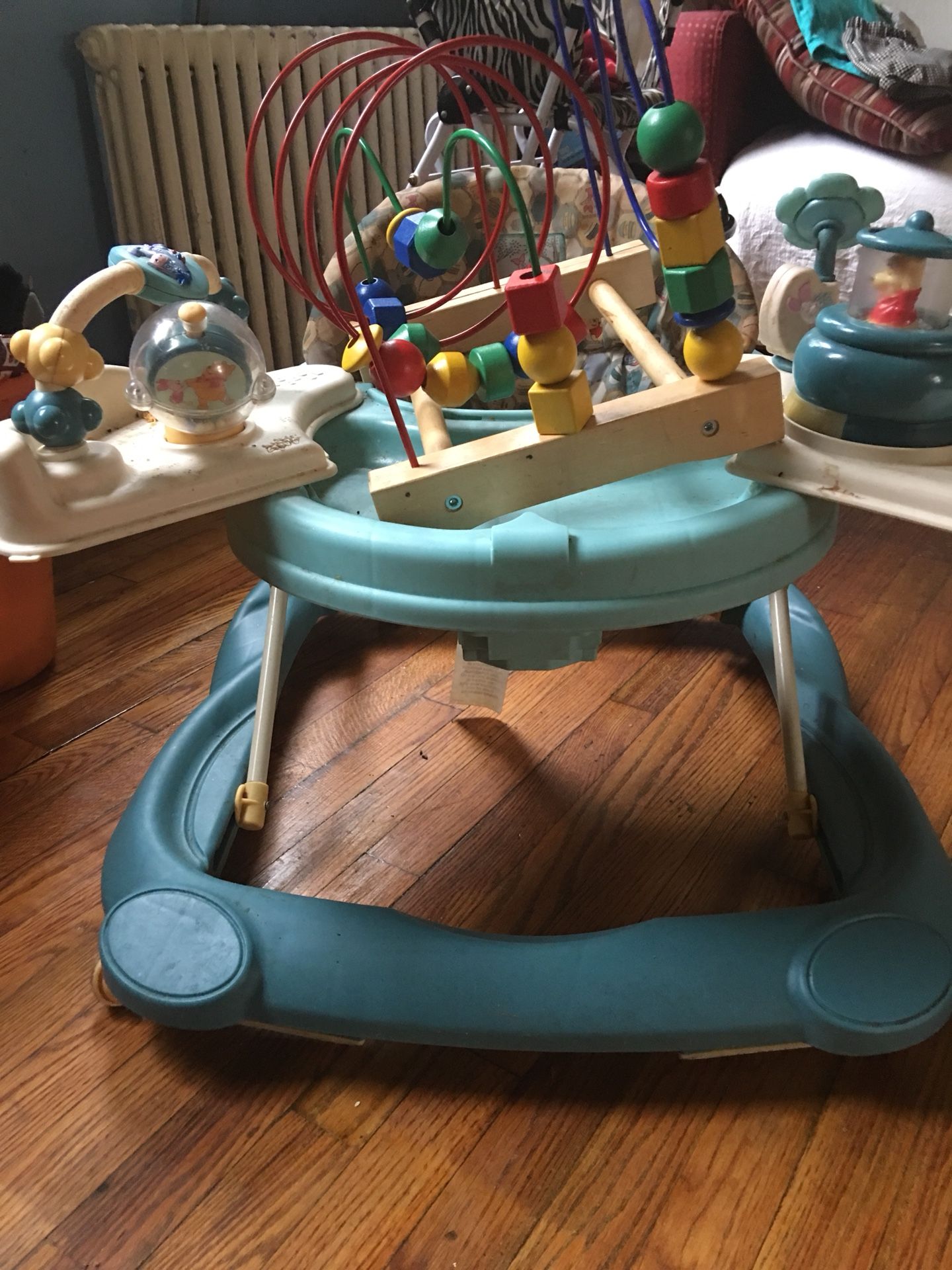 Baby walk and the toy