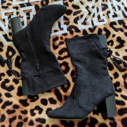 NEW Women's Black Suede Boots 9