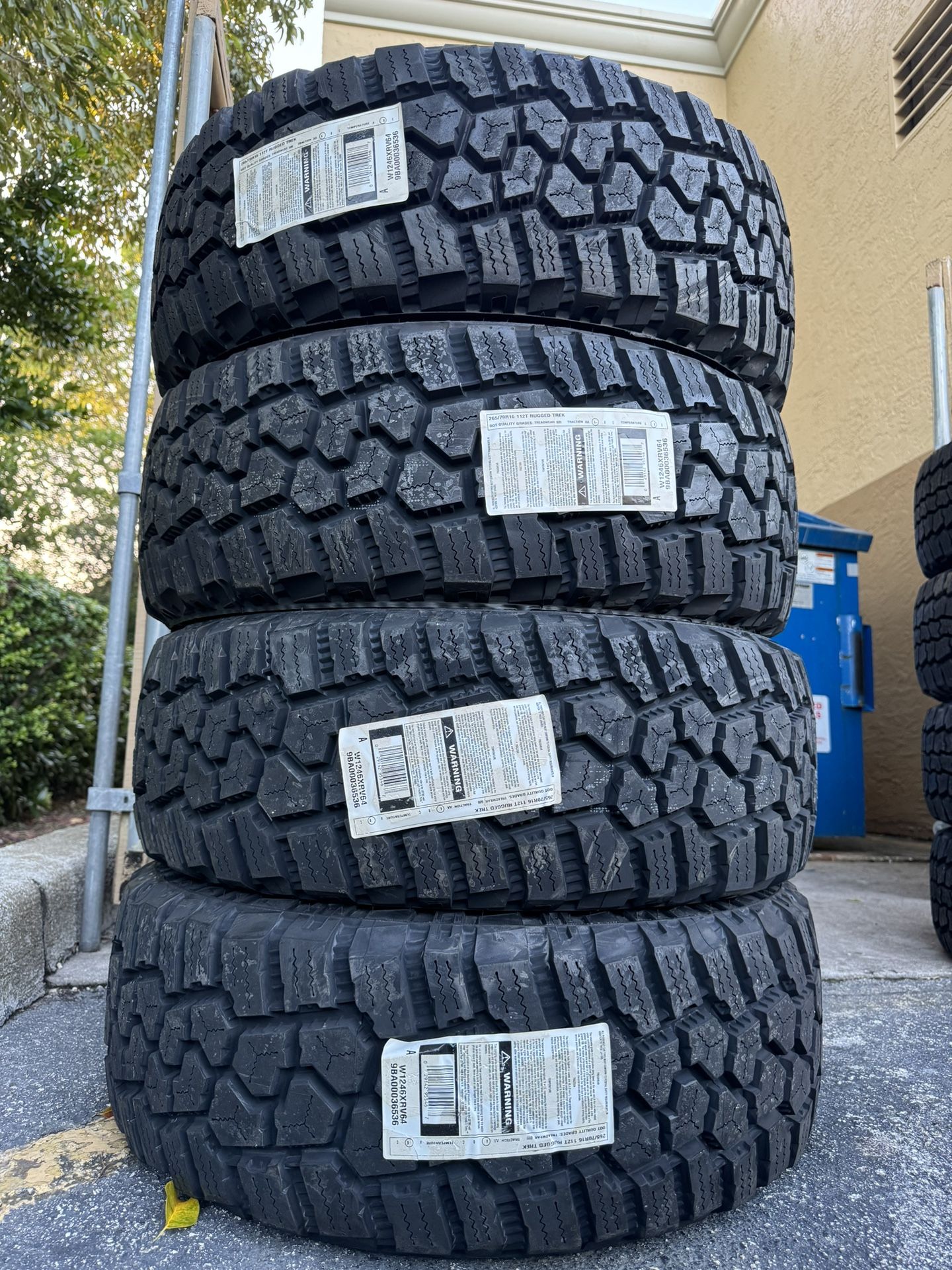 Set Cooper 265 70 R16 for Sale in Fort Lauderdale, FL - OfferUp
