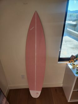 Custom surf board decoration
