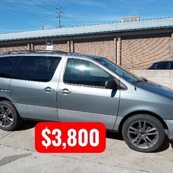  Van Toyota Sienna 