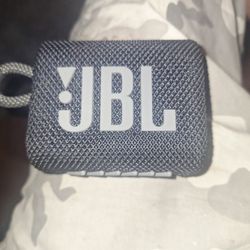 Able Bluetoothe Speaker