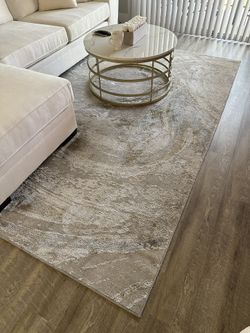 Area Rug - 8' x 10'