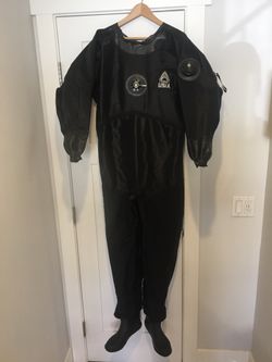 USIA DRYSUITS, scuba diving cold water suits, with undergarment and bag