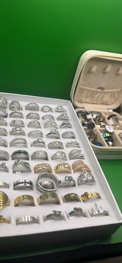 Men’s/ Women’s Rings