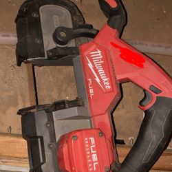 Milwaukee Bandsaw 2 1/2 Inches 