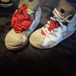 Jordan 6’s Used Kid Shoe