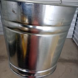 Buckets 15 For Mum's 