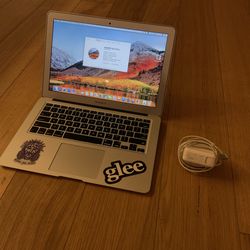 MacBook Air (13-inch, 2017)