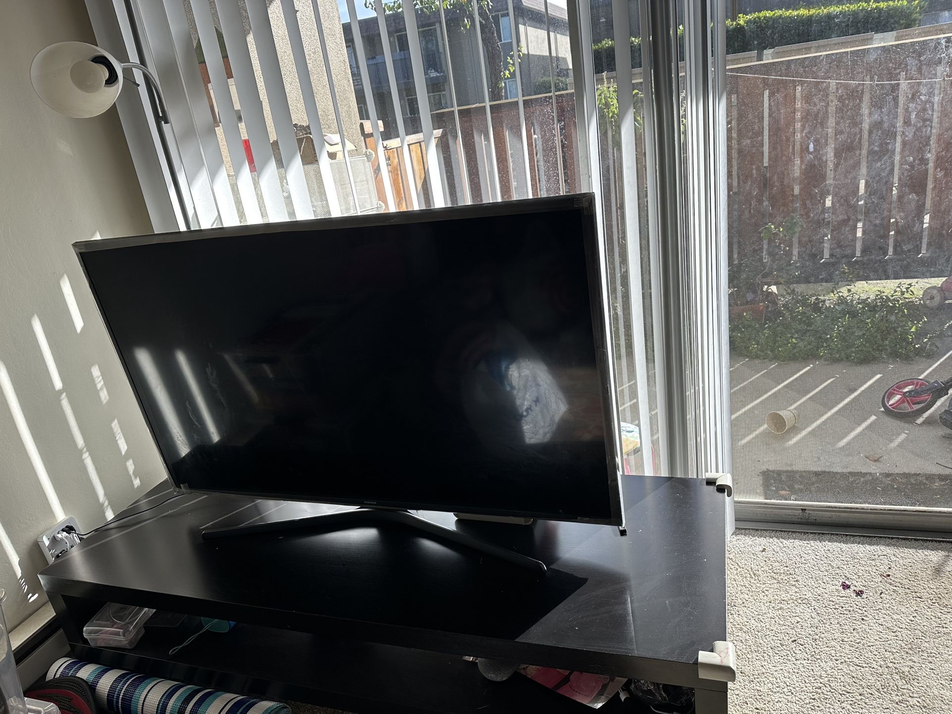 TV With tv Table