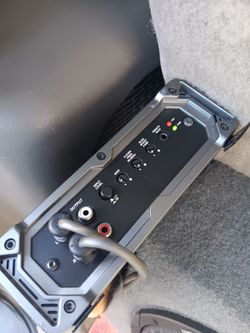 KICKER CXA 1800.1  MONO BLOCK AMP