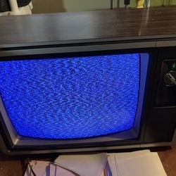 Vintage color TV RCA 1977 bought at Polk Bros on North Avenue