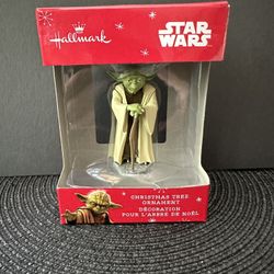 Star Wars Hallmark Disney Yoda Christmas Tree Ornament New