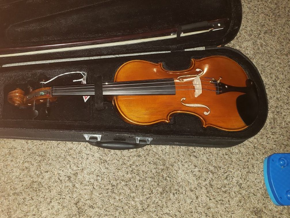 Nicholas Gand Violin