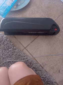 36 V ebike battery with USB port