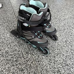 Women’s Roller Blades Size 8