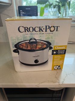 BRAND NEW Crock-Pot 7-Quart Slow Cooker – Stainless Steel