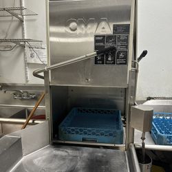 Commercial Dish Washer 