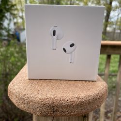 AirPod Gen 3