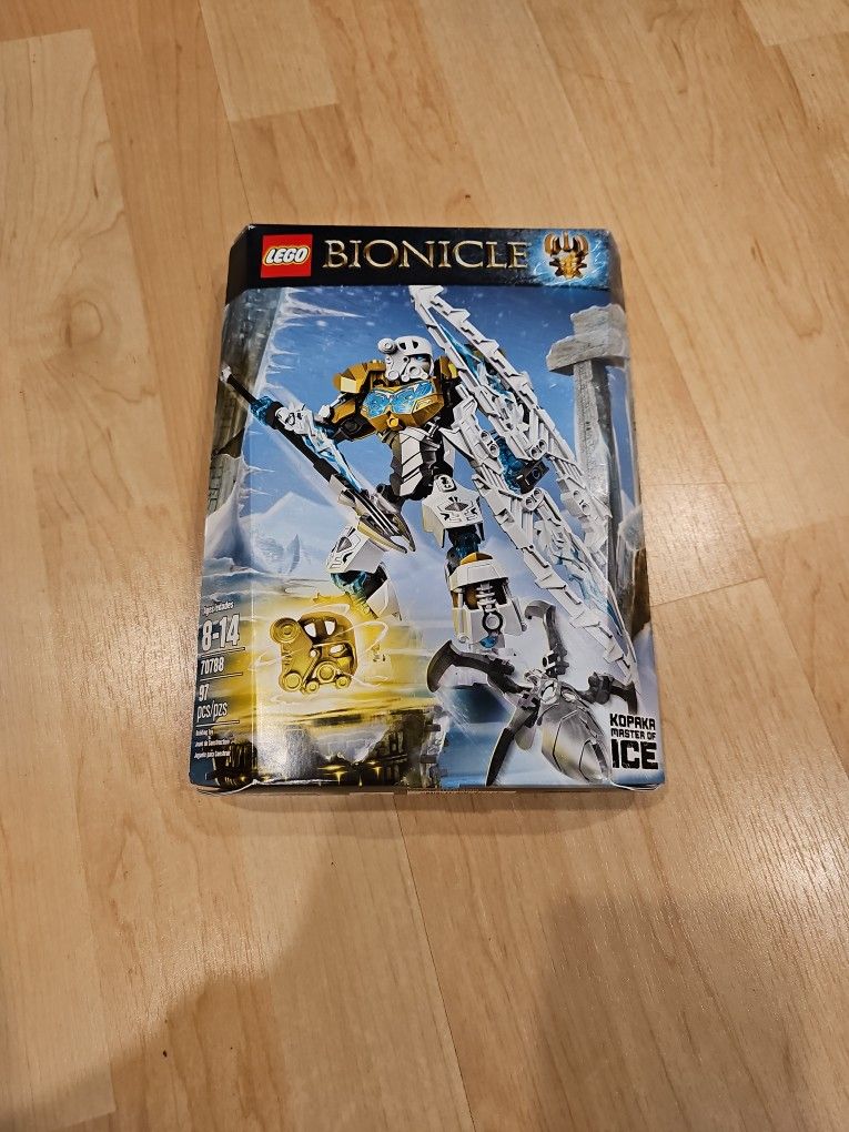 LEGO BIONICLE 70788 Kopaka Master of Ice Rare Brand New Sealed In Box