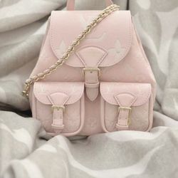LOUIS VUITTON BACKUP Letter Embossed Magnetic Buckle Flip Open and Calfskin Backpack Women's Pink（193）13