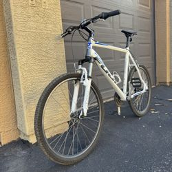 Fuji Mountain Bike - Gently Used 