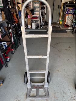 Aluminum dolly