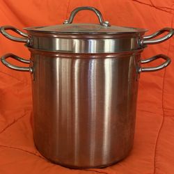 Stock Pot 12 qt Stainless Steel Kirkland brand with steamer basket, strainer and lid