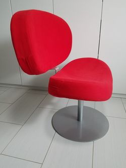 swivel chair