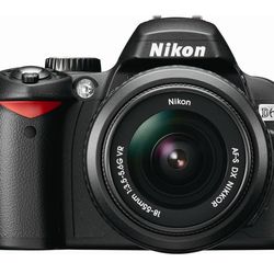 Nikon D D60 10.2MP Digital SLR Camera - Black (Kit w/ 18-55mm Lens)