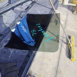 2025 Nissan Frontier Right Rear Door Glass